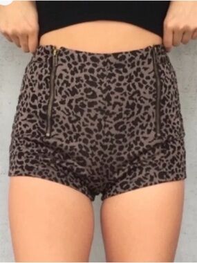 Lucca Couture Animal Print Shorts Size 4